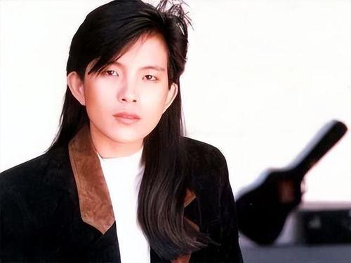 潘美辰明星,音乐梦想的翅膀，点亮青春岁月的星光